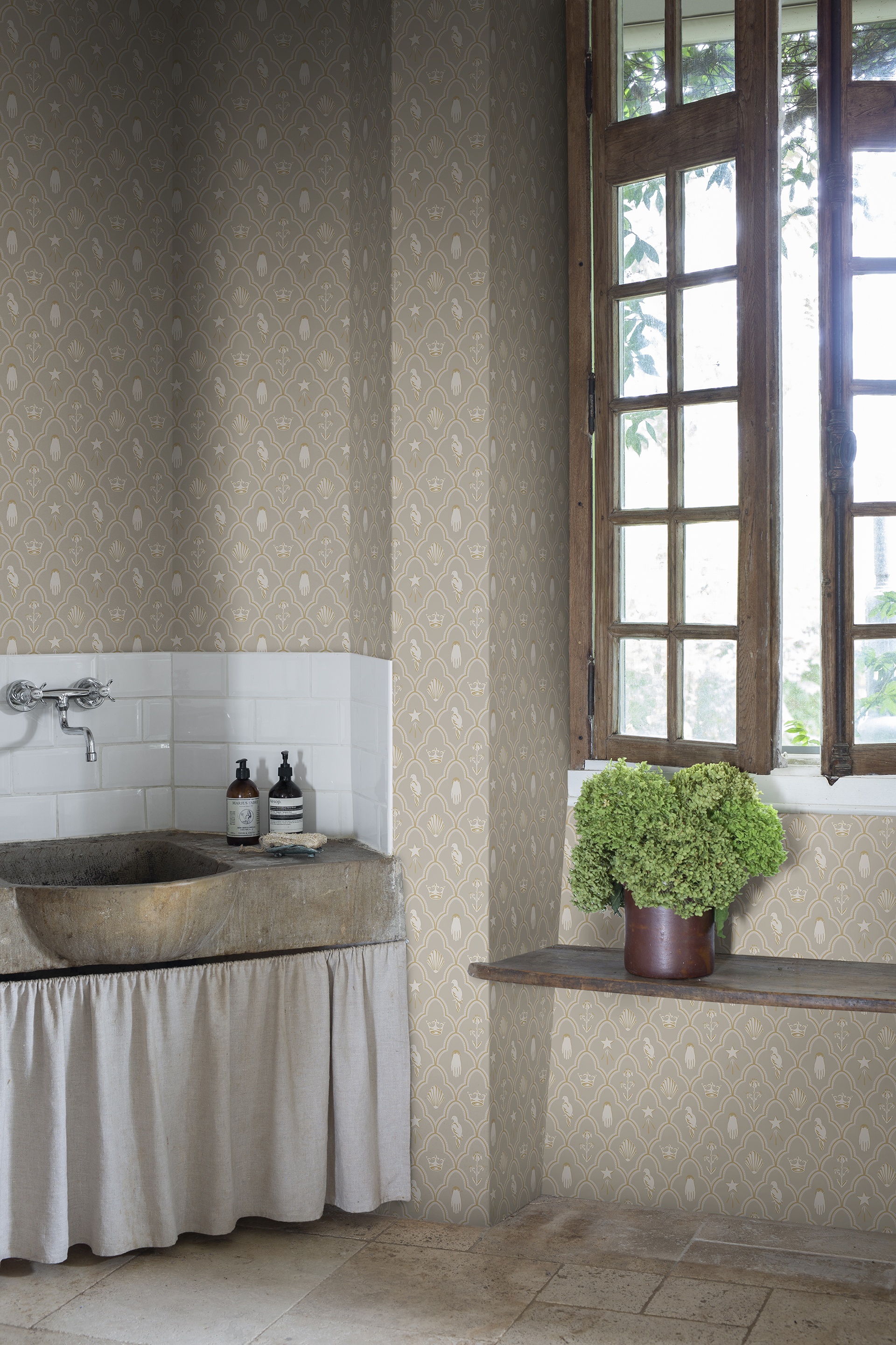 Turtledove - Barn Grey