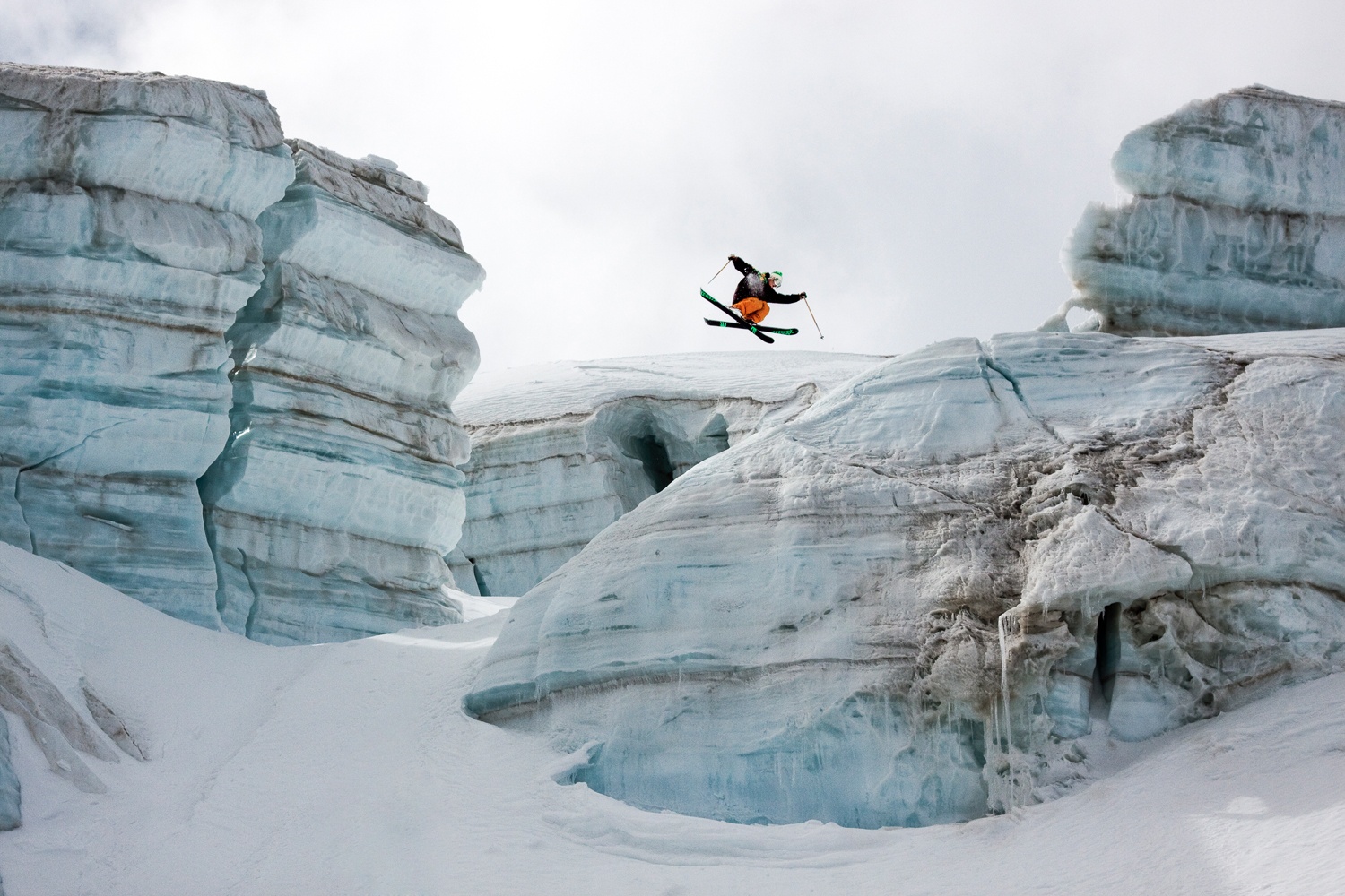 Billede af Candide Thovex out of nowhere into nowhere
